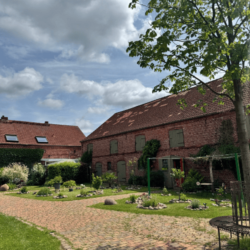 Der Alpakahof - Ansicht Innenhof