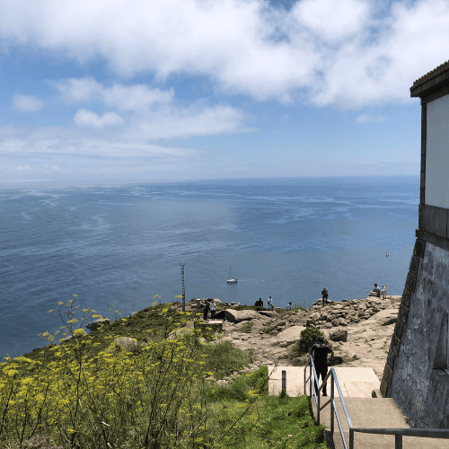 Blick aufs Meer vom Leuchtturm aus